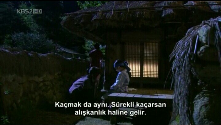 onceinabluesky_'s tweet photo. "Ağlayıp durma. Sürekli ağlarsan alışkanlık haline gelir."
Ne severdim be şimdi izlesem öyle sevemem

#SungkyunkwanScandal #GeolOh #YooAhIn https://t.co/59QLvYPIQA