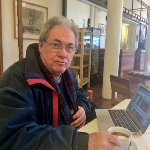 Invite_cl's tweet photo. Hoy en @InsomniaCine docu "Como me da la gana II" de Ignacio Agüero: “No trabajo temas, sino lugares o situaciones” https://t.co/CQaYVmQqml https://t.co/Jvu0kvcEMB