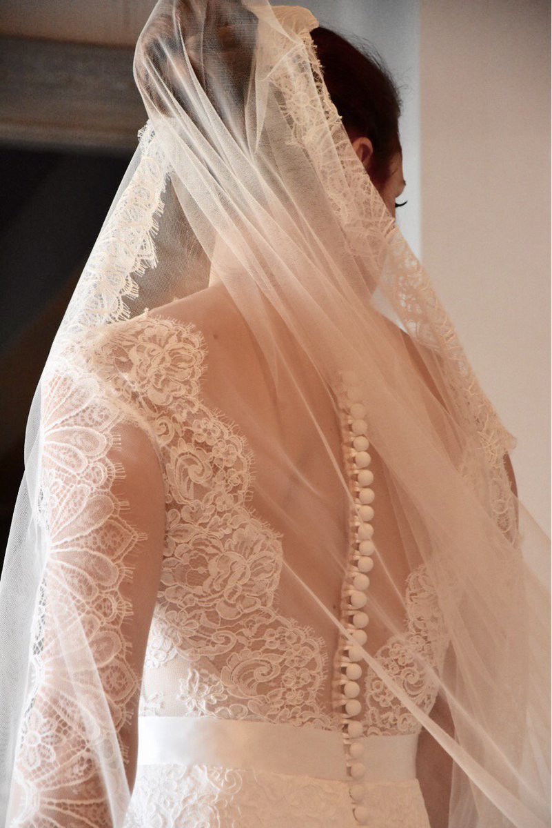 Unveil your dream dress!