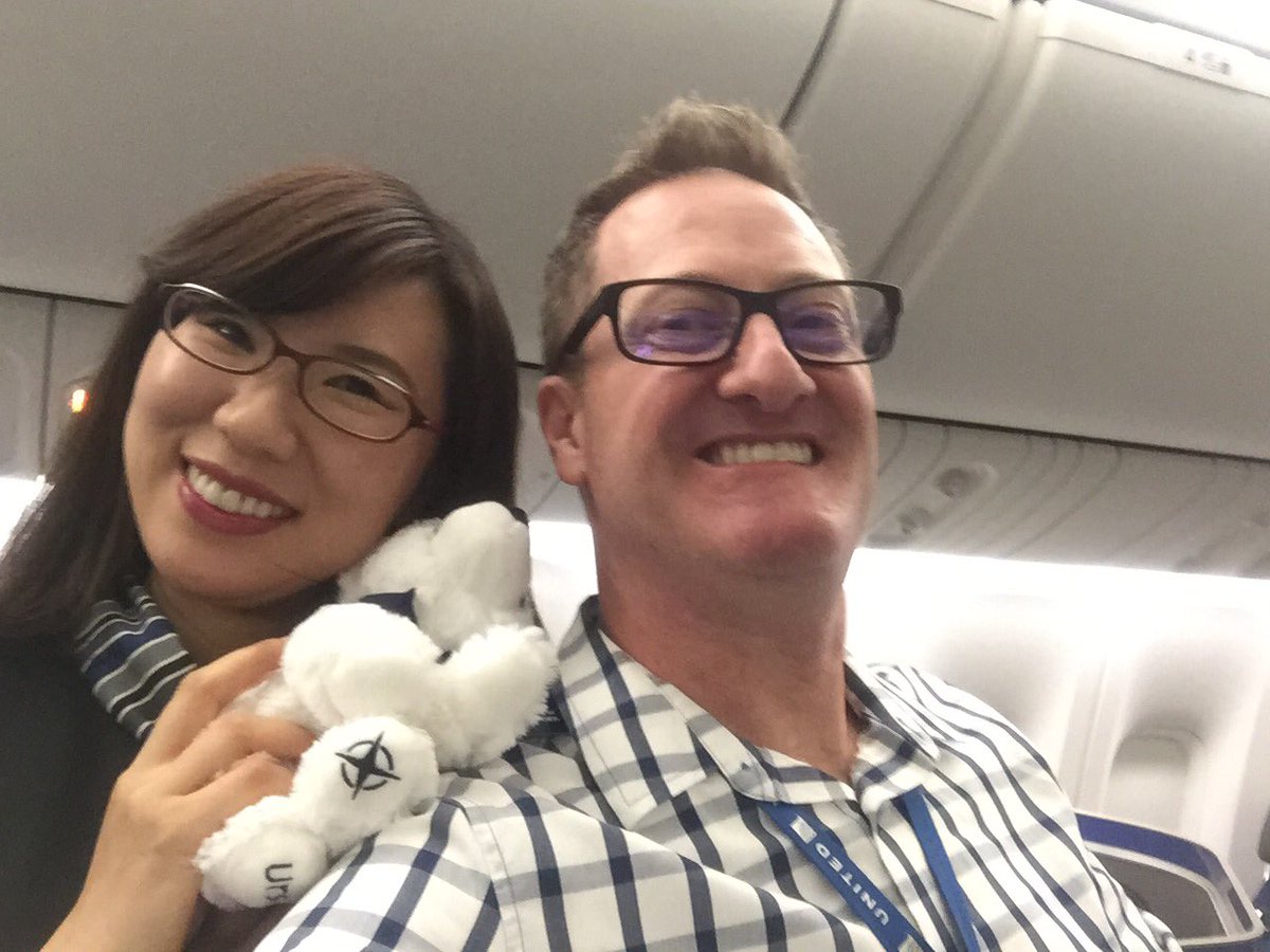 PHaralabopoulos's tweet photo. Inaugural SFO-NRT 777-300ER service with our awesome #UAIFSbaseNRT #UAIFSbaseSFO FAs and Supervisor! #BeingUnited https://t.co/8AJREQCzNh