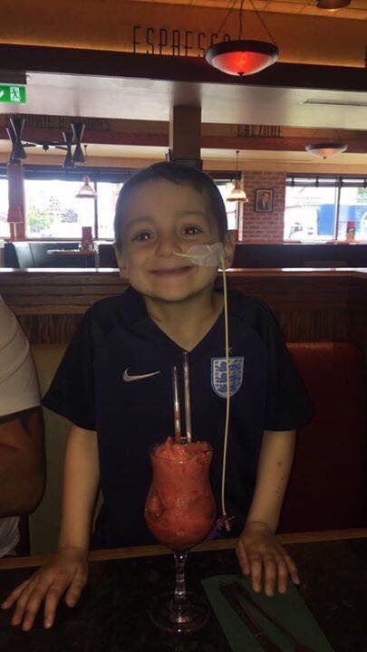 Bradley's parents: "Bradley has felt good today and we managed to get him to the toy shop. He had lots of fun choosing lots of toys."