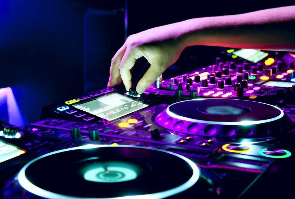 crossaheadREAL's tweet photo. Browse through the profiles of DJ artists from Crossahead
⠀
https://t.co/YENmDa9d6N
#dj #djokovic #housemusic #djinglife #electro #djsnake https://t.co/LiLoYwuKlN
