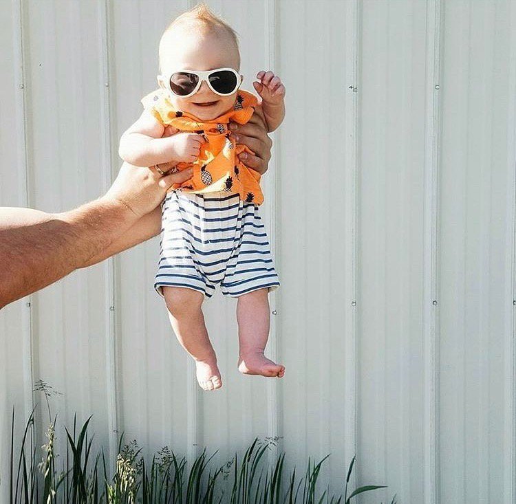 CrowdersGifts's tweet photo. Sun’s out, guns out! ☀️😎 @babiators https://t.co/qiDBxa7ZB2