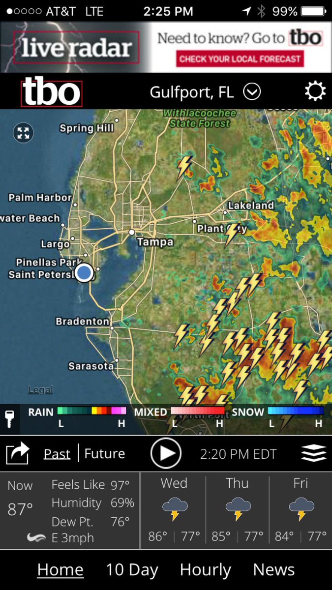 TB_Times's tweet photo. Ruh Roh. Keep an eye on forming rain, lightning here if you're headed to #U2Tampa - https://t.co/IjWeG6ICko and download the TBO weather app https://t.co/lTFMtRXRI2