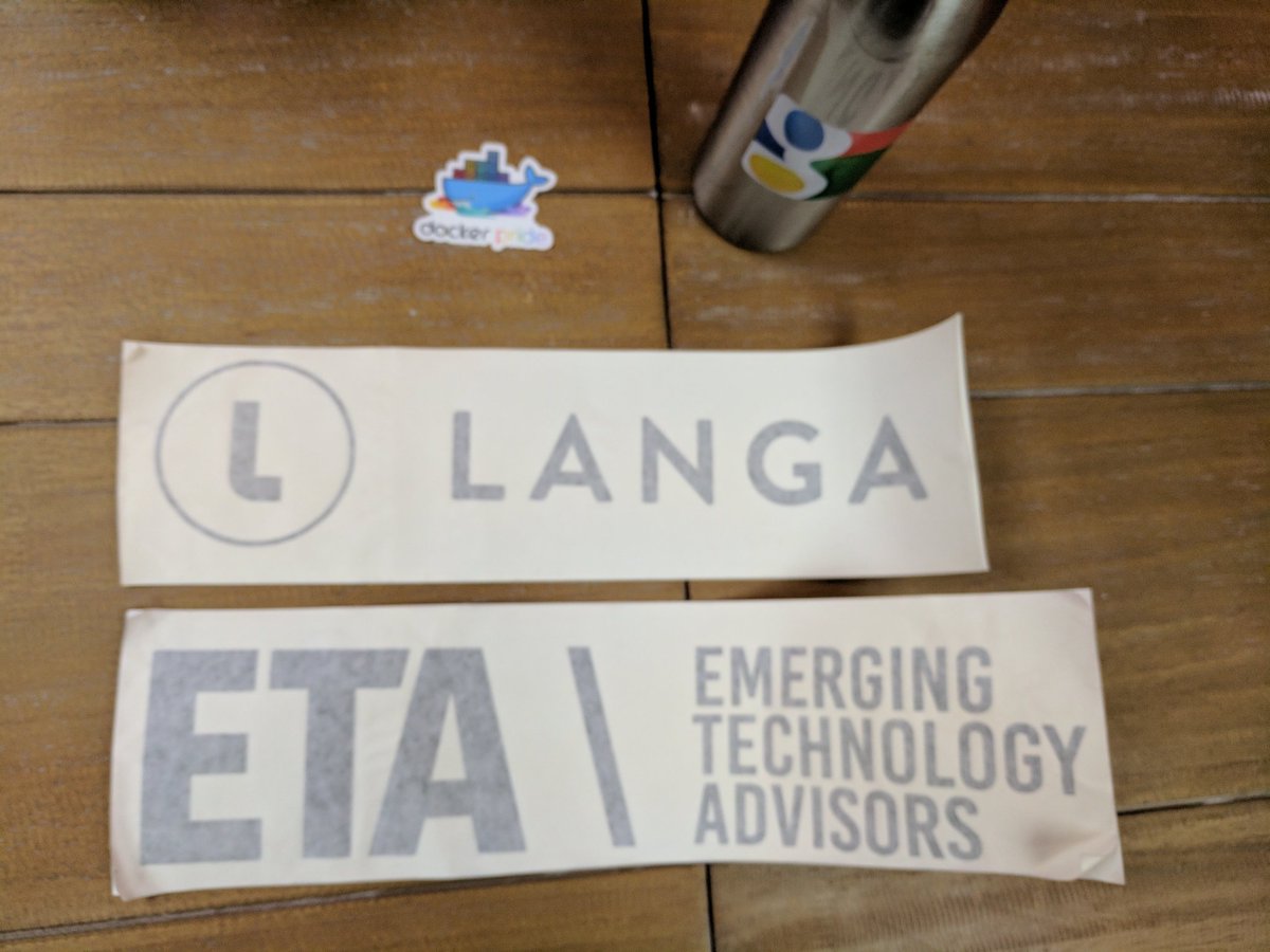 langateam's tweet photo. Thanks @lynnaloo for getting @langateam  and @ETechAdvisor signs for our new office!

#besties https://t.co/qaBDDWPwq2