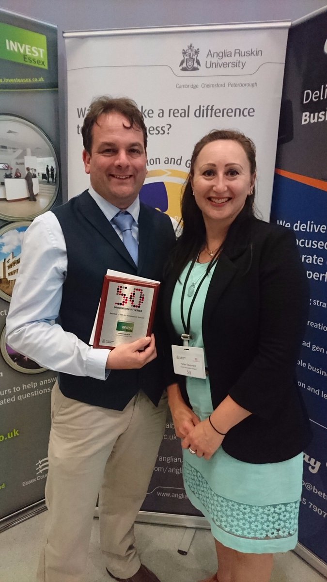 SKN_RG's tweet photo. So proud of our innovation award https://t.co/9jPkKLU7Uk