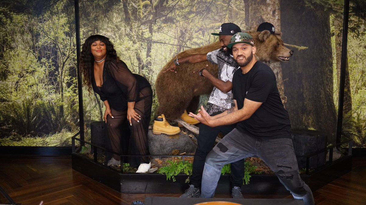 Tonight on DESUS &amp; MERO, rapper <a href="/lizzo/">LIZZO</a>. See you at 11.