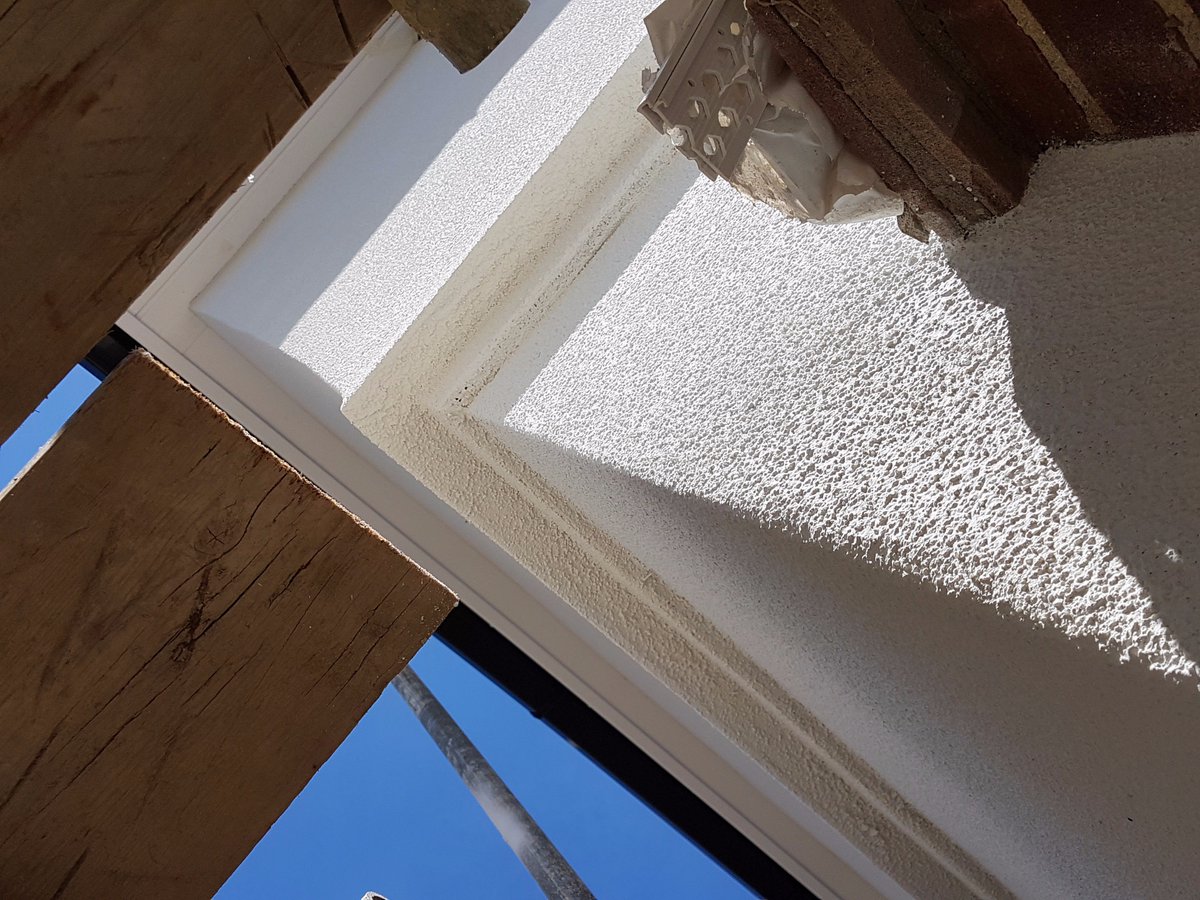 bennusprayer's tweet photo. Great finish from @PolarRendering spraying @LicataGreutoLtd top coat with the #bennux15 For more info on the Bennu X15 see our website https://t.co/gnhXWBNl9d