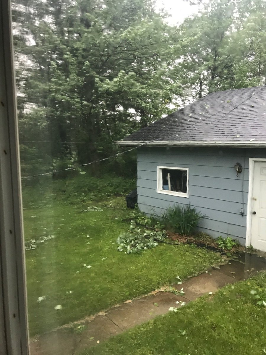 theBigB83's tweet photo. @MattieL89 @dougc81 @JustinRH83 guess this isn't bad enough to warrant repair after 65 hours. https://t.co/1TKqTPDB35