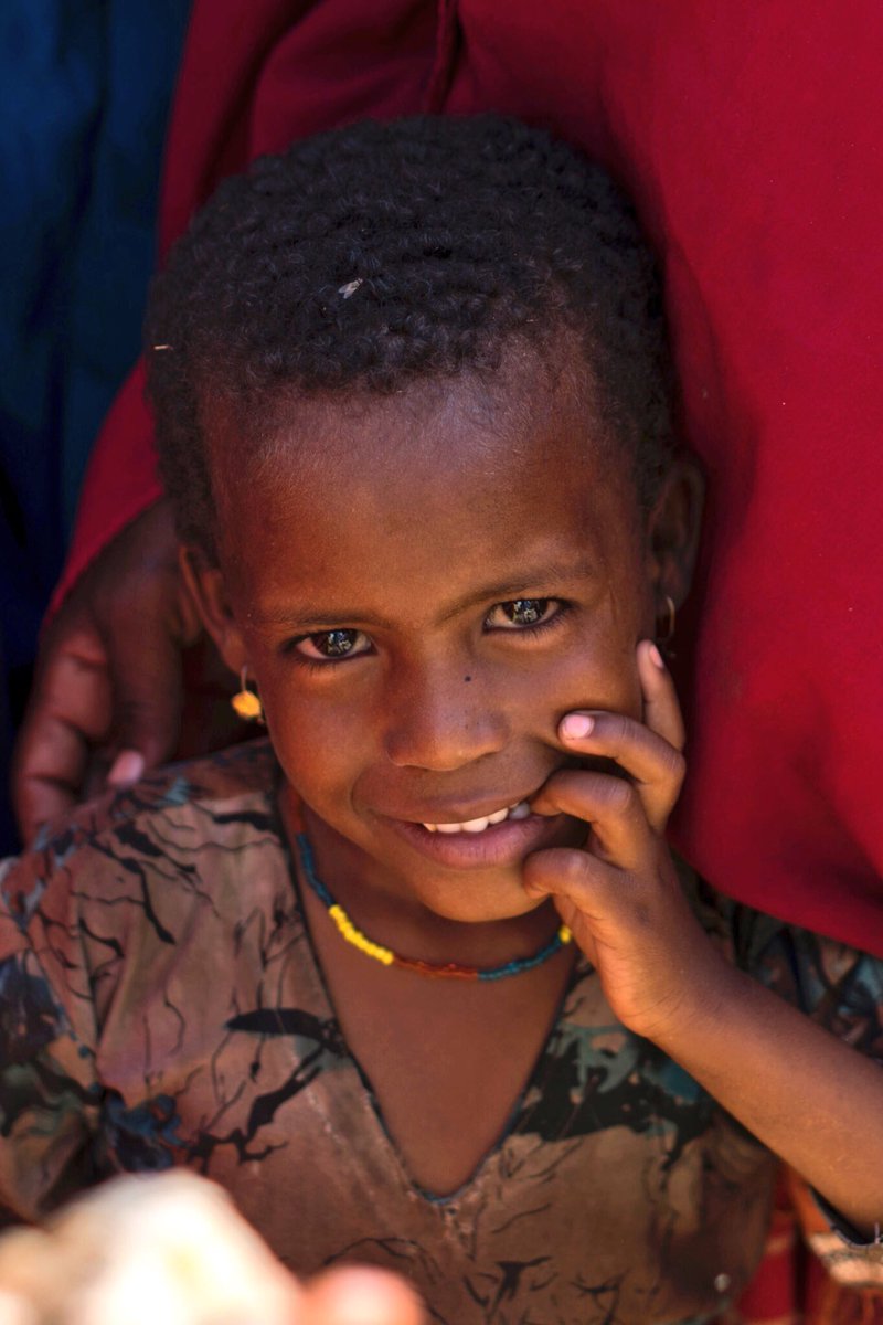 jeromejarre's tweet image. REMEMBER LITTLE &quot;MUNA&quot;? 😍 
WE&apos;VE DELIVERED A NEW 60&apos;TONS OF FOOD IN HER CAMP IN MOGADISHU 💙 STILL JUST THE BEGINNING. #LOVEARMY