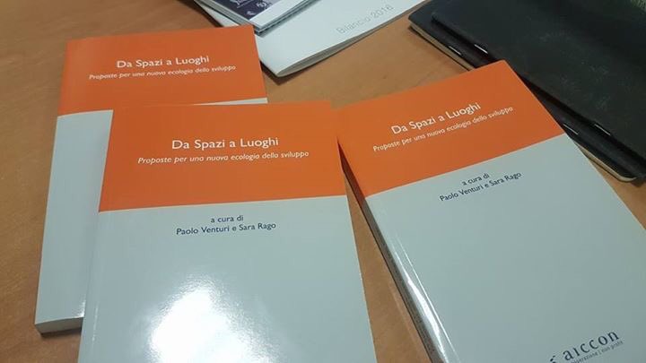 Iris_Network's tweet photo. Da spazi a luoghi. Pubblicati gli atti delle Giornate di Bertinoro 2016 #GdB2016 https://t.co/Rusk6qwCu5 https://t.co/2zbmKZPyEd