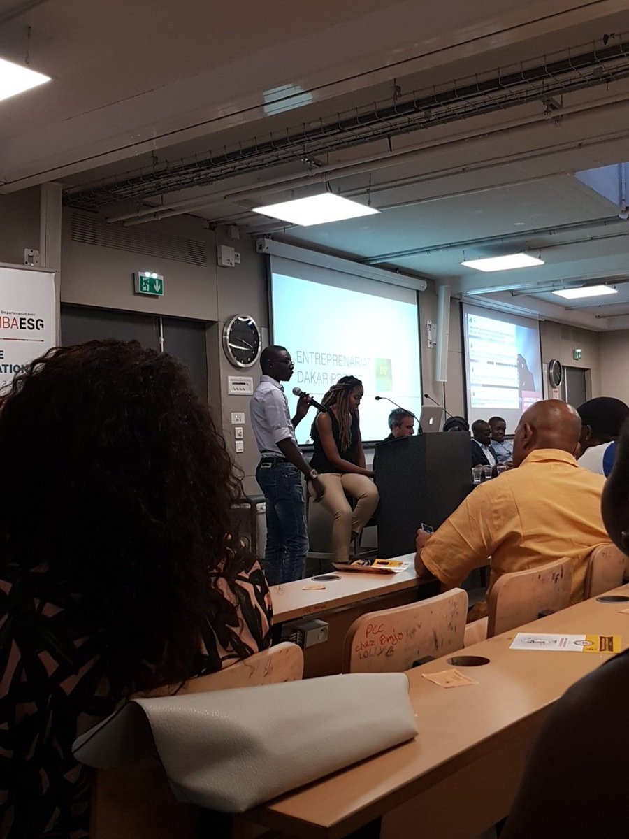 itsLionelAz's tweet photo. @DakarPresse aussi est également présente @Africonnected #Africonnected https://t.co/ZiwvcF9J2p