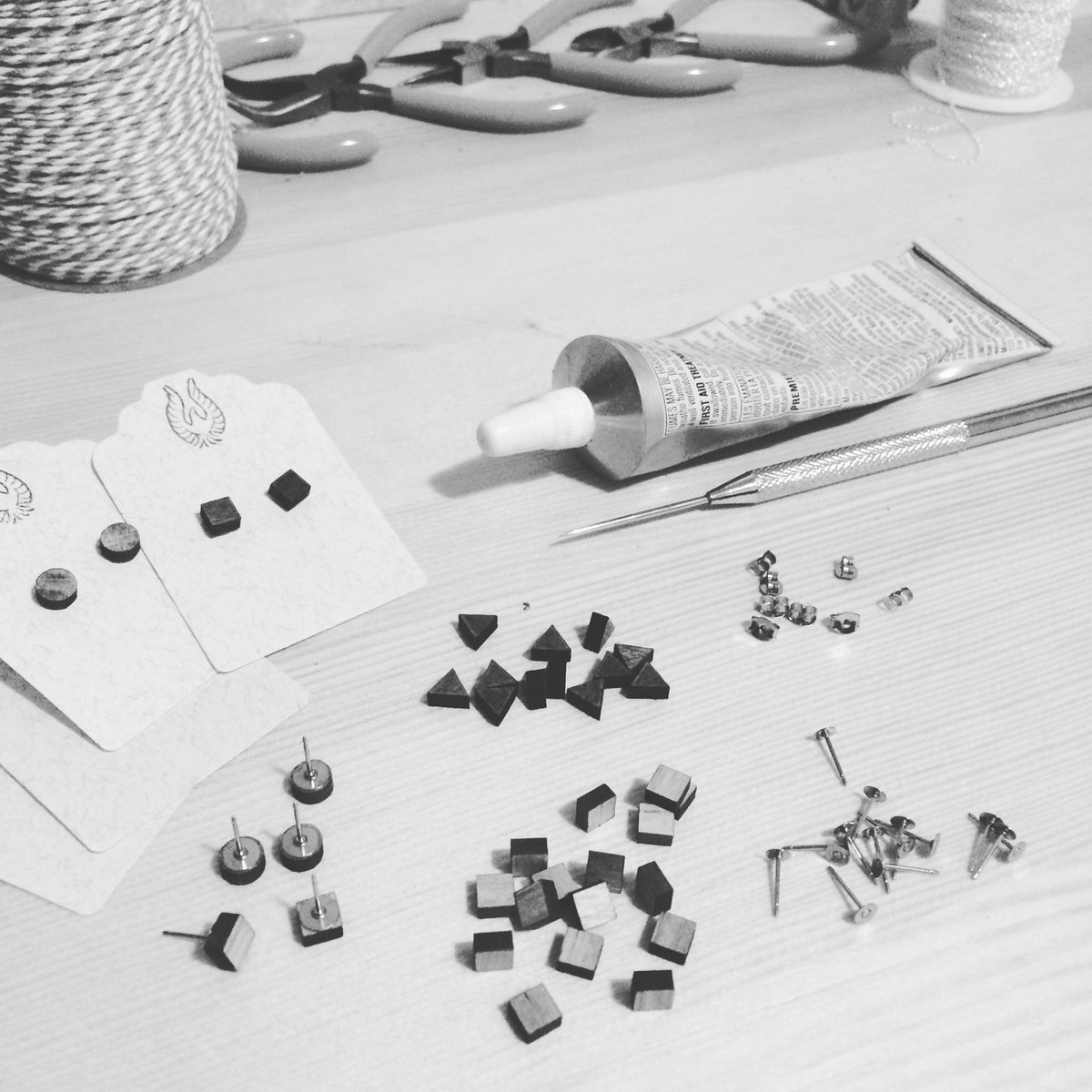 EternalBirdCo's tweet photo. Prepping wood stud earrings for the market I'll be a vendor at this Saturday at the River District Vancouver market @RDVancouver https://t.co/NhOt4Cereh