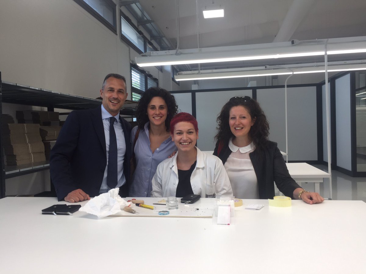 martabassof's tweet photo. Waking up at dawn to join the Florence 💜 team and discover the leather industry district? 100% worth it! #CEO1Month #MartaC1M #CEOAttitude https://t.co/781aT5Tx8s