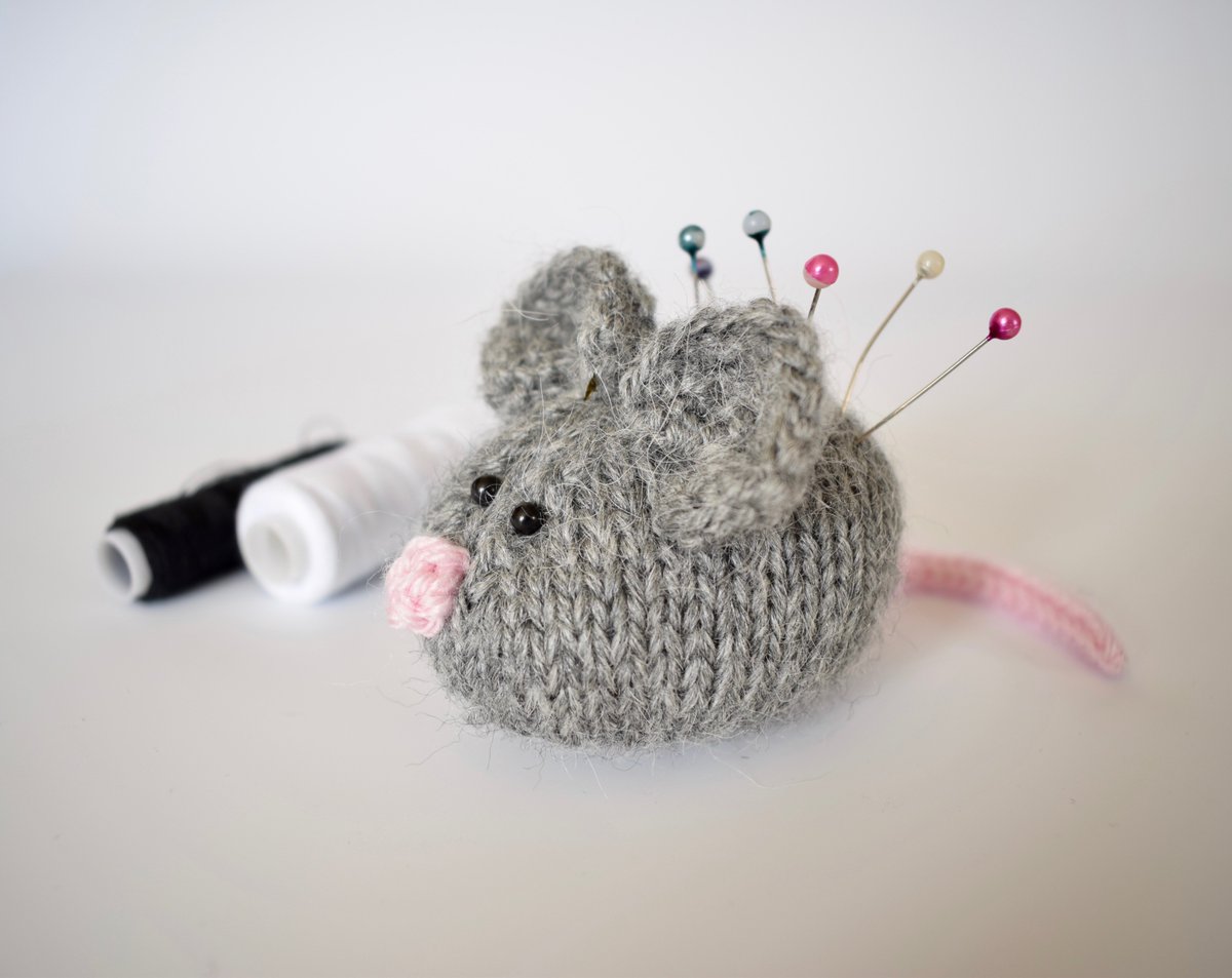 fluffandfuzz's tweet photo. Squeakers!
#KnittedThings #AcupunctureForMice
https://t.co/rTBIMGn3nz https://t.co/T99rFCktuI