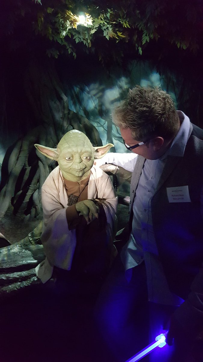 Rich28Rees's tweet photo. #starwins #winwithaccor @AccorHotelsUKME - this is how the #regionalsalesmanager rocks it! #Yoda https://t.co/uLQ3gN259b