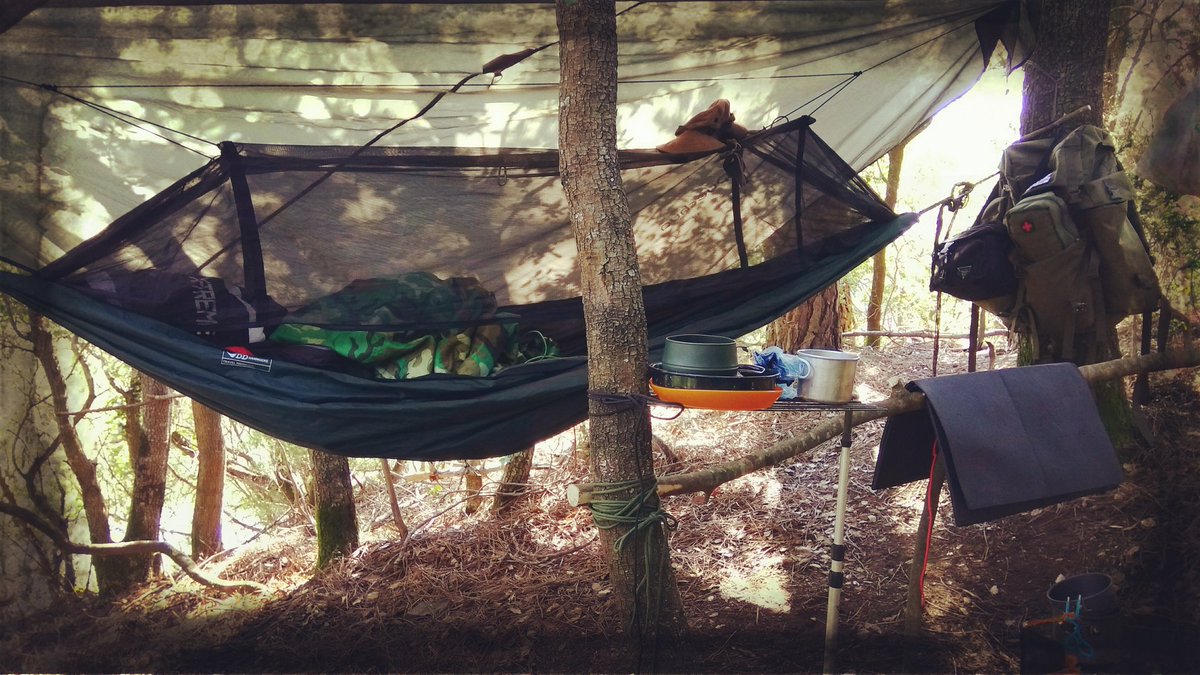 aventuraalcance's tweet photo. Refugio con hamaca 48 horas.
#AventuraatuAlcance #Bushcraft #Supervivencia #Outdoor #48hours #refugios #hamacas #hammoc https://t.co/Vqo9P9XxjN