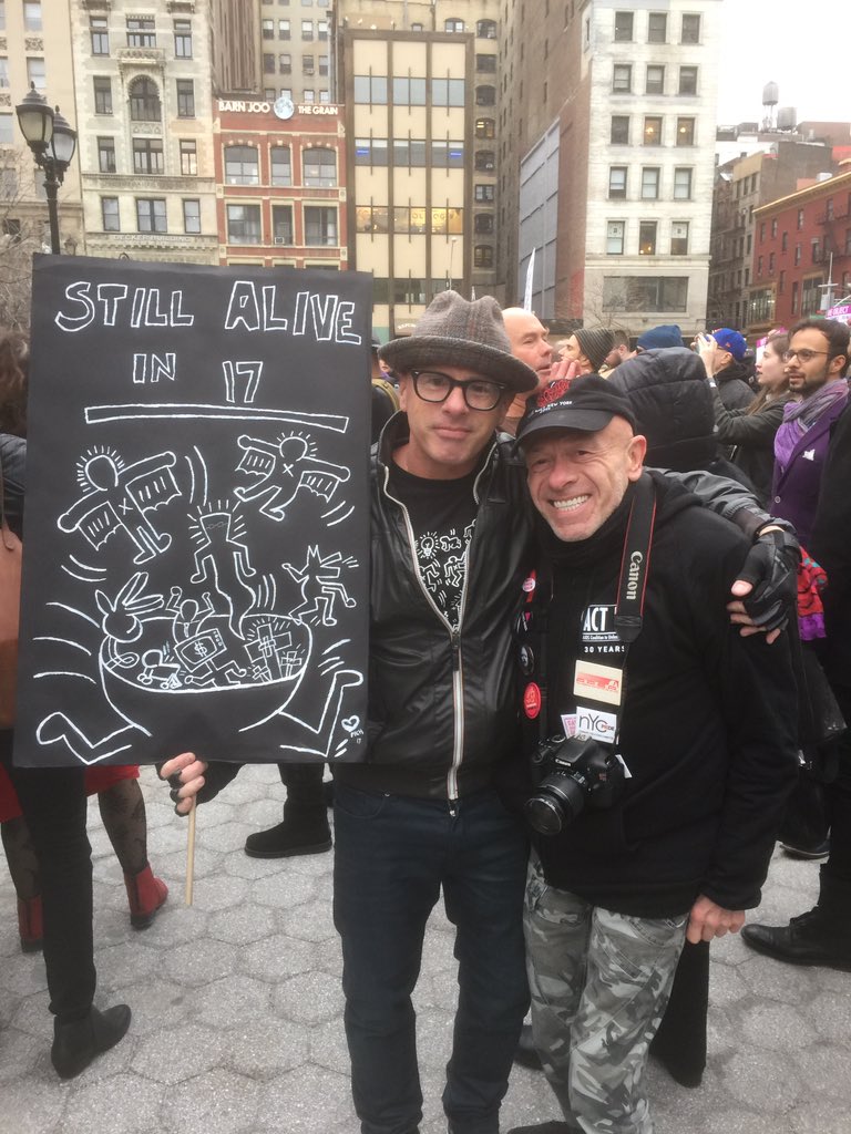 hisey_mike's tweet photo. @ILoveGayArt @ILoveGayNYC @CenterLink ActUp 30th Anniversary March and Rally. #ActUp30 https://t.co/0RPvwUdyvh