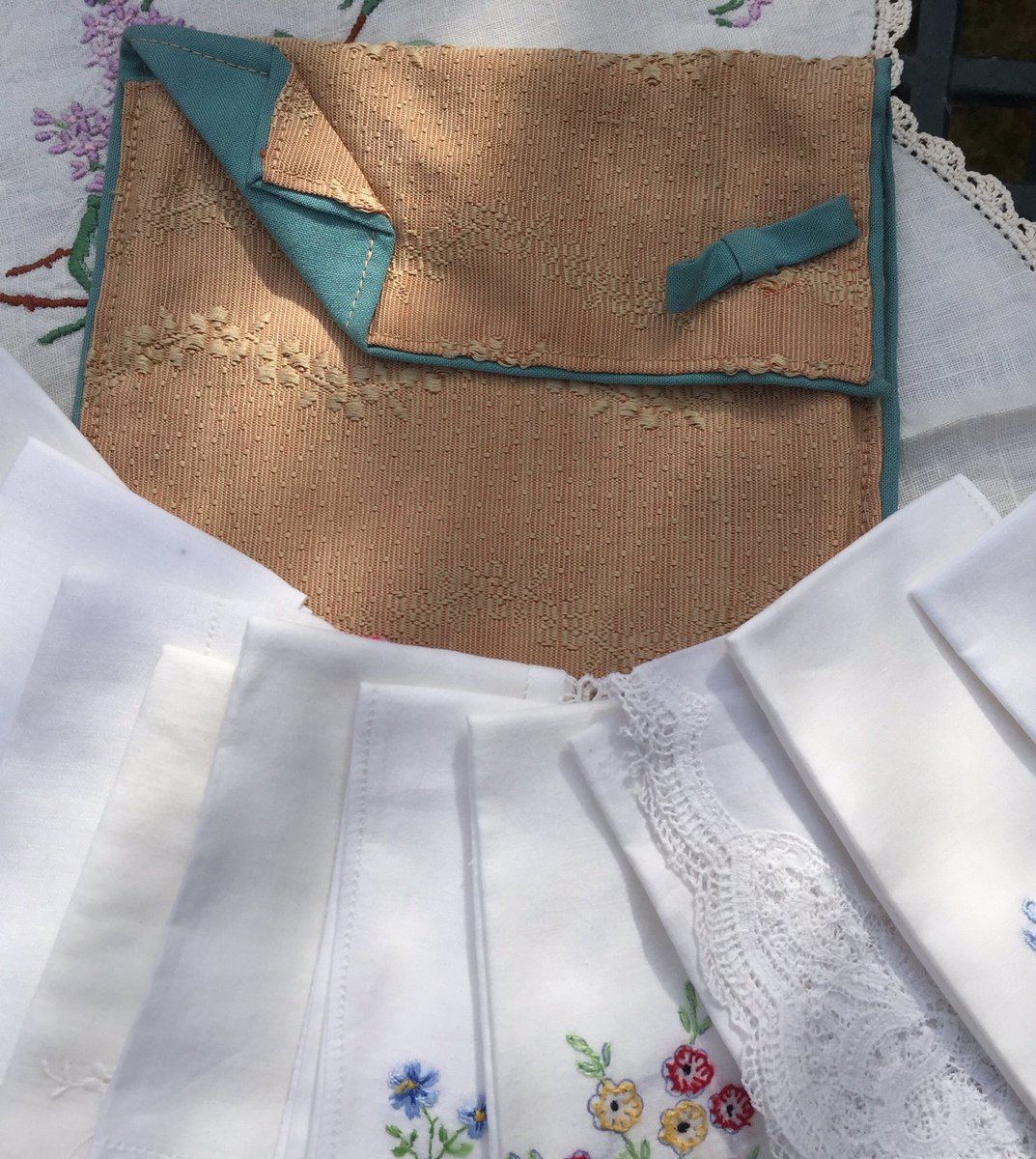 JFleurVintage tweet picture