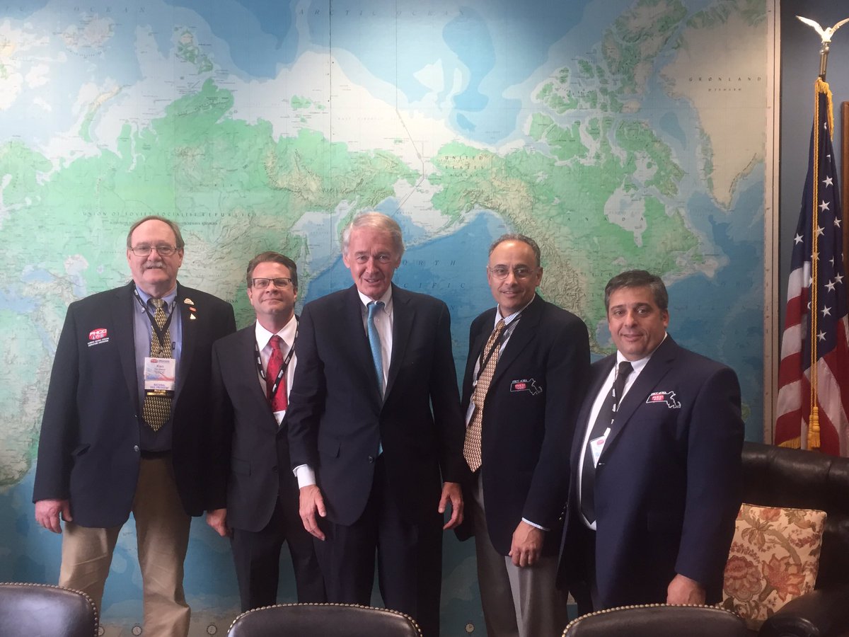 UnifiedMech's tweet image. Great meeting with Senator Ed Markey!! #phccma #phccnatl  #edjmarkey Thanks again for taking the time to meet with us!