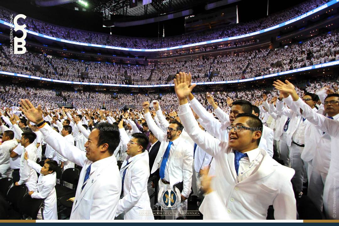 BereaInter's tweet photo. Impresionante júbilo en CDMX por presentación Apostólica.

#BereaInternacioinal
#LLDM https://t.co/IXfvEPFm8n