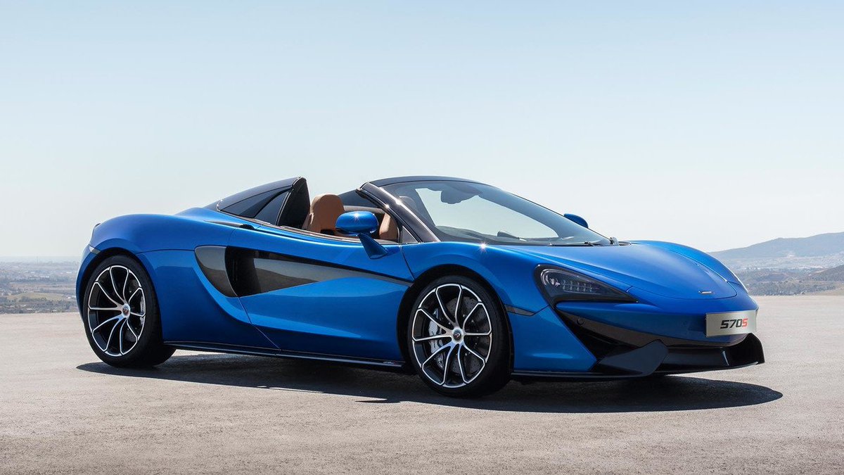 Motor1com's tweet photo. .@McLarenAuto rips the roof off its Sport Series lineup by introducing the 570S Spider. Full gallery &amp; details: https://t.co/LadmEHgKeS https://t.co/ornhF8eeyH