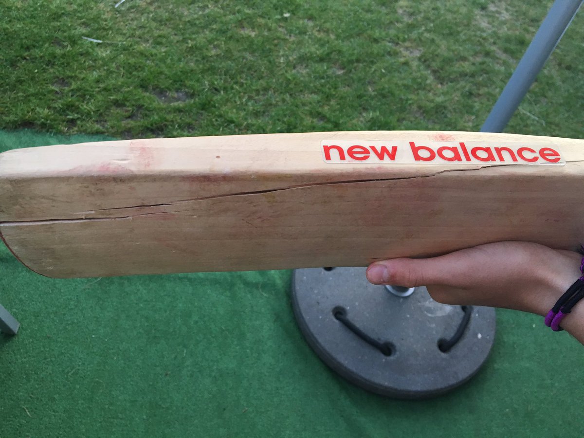 FredRattue's tweet photo. @NBCricket Bought this TC560+ bat end of last season for my son and it snapped today at training! It this normal?! https://t.co/DENVAvziOJ