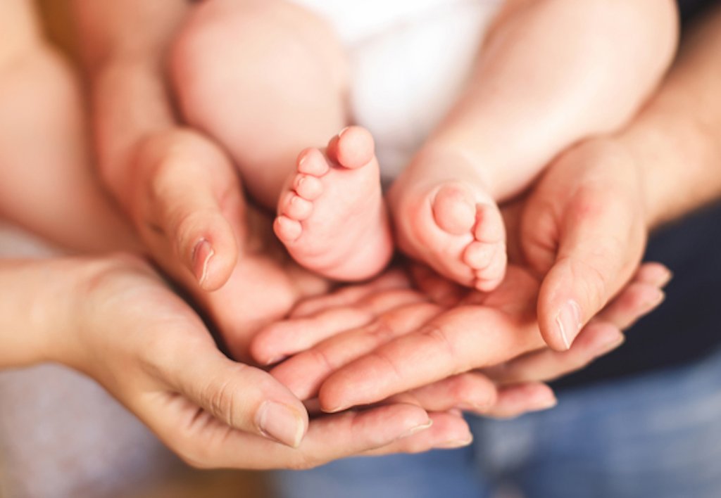 CengageLearning's tweet image. Our new parental leave policy will provide 12 weeks of fully-paid leave for all #parents–women &amp;amp; men. Learn more &amp;gt;&amp;gt; bit.ly/2stxRrX