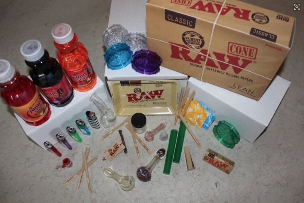 ASmokersSociety's tweet photo. Still time to get June’s box!

shop: https://t.co/1URrmwlvXZ https://t.co/za8aftXoZy