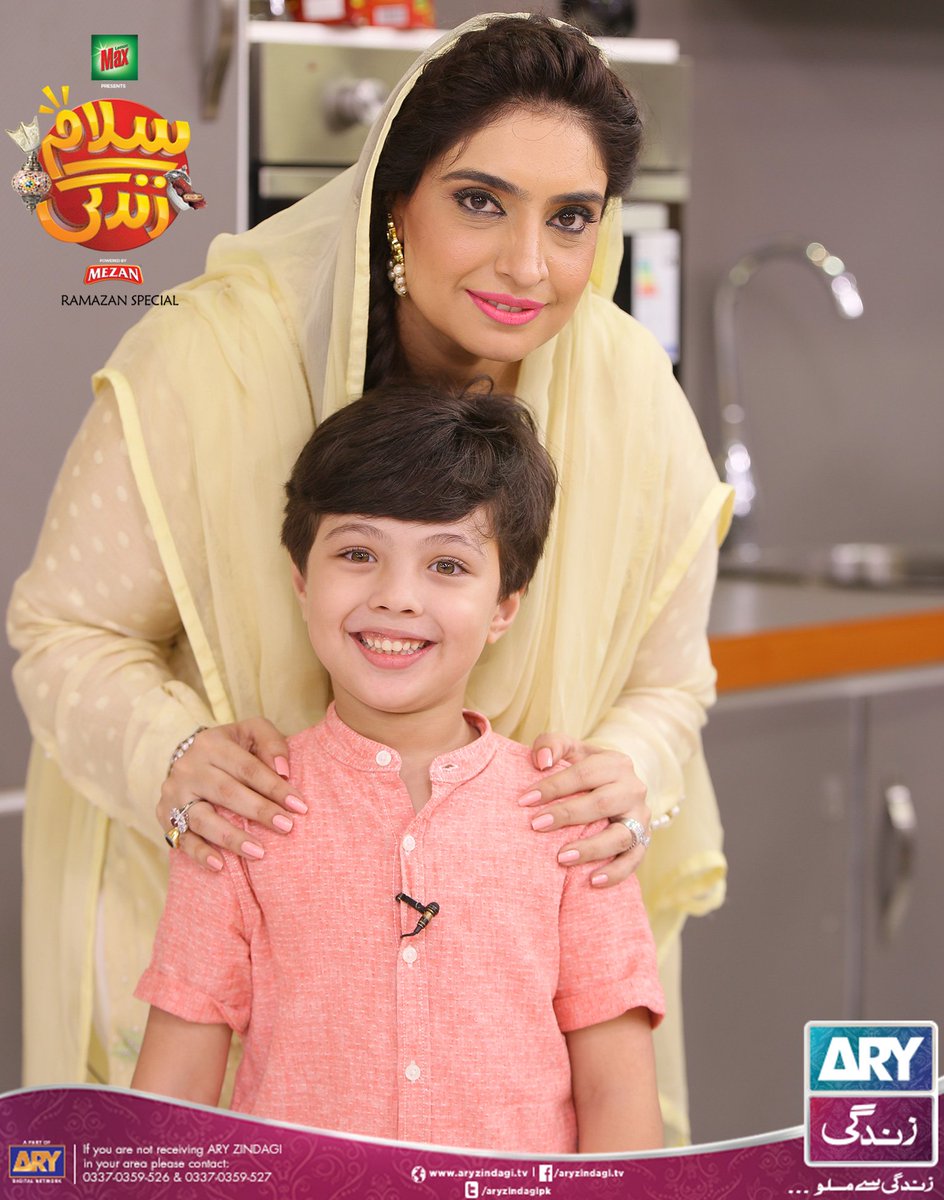 aryzindagipk's tweet photo. Cooking segment with #ChefSumaira!!β€οΈ
#SalamZindagi #ARYZindagi #FathersDay #Pehlaj @faysalquraishi https://t.co/IWCEXG1TTR