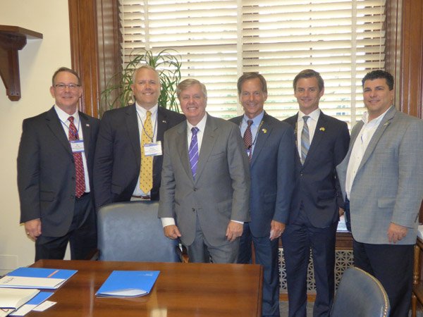 supplyht's tweet photo. Reps @EasternFirst and @ApolloValves meet with South Carolina Senator @LindseyGrahamSC during the @ASA_HQ Legislative Fly-in in #Washington https://t.co/XiPoCJ7qKY