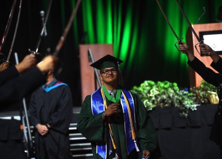 S E N I O R S tweet media