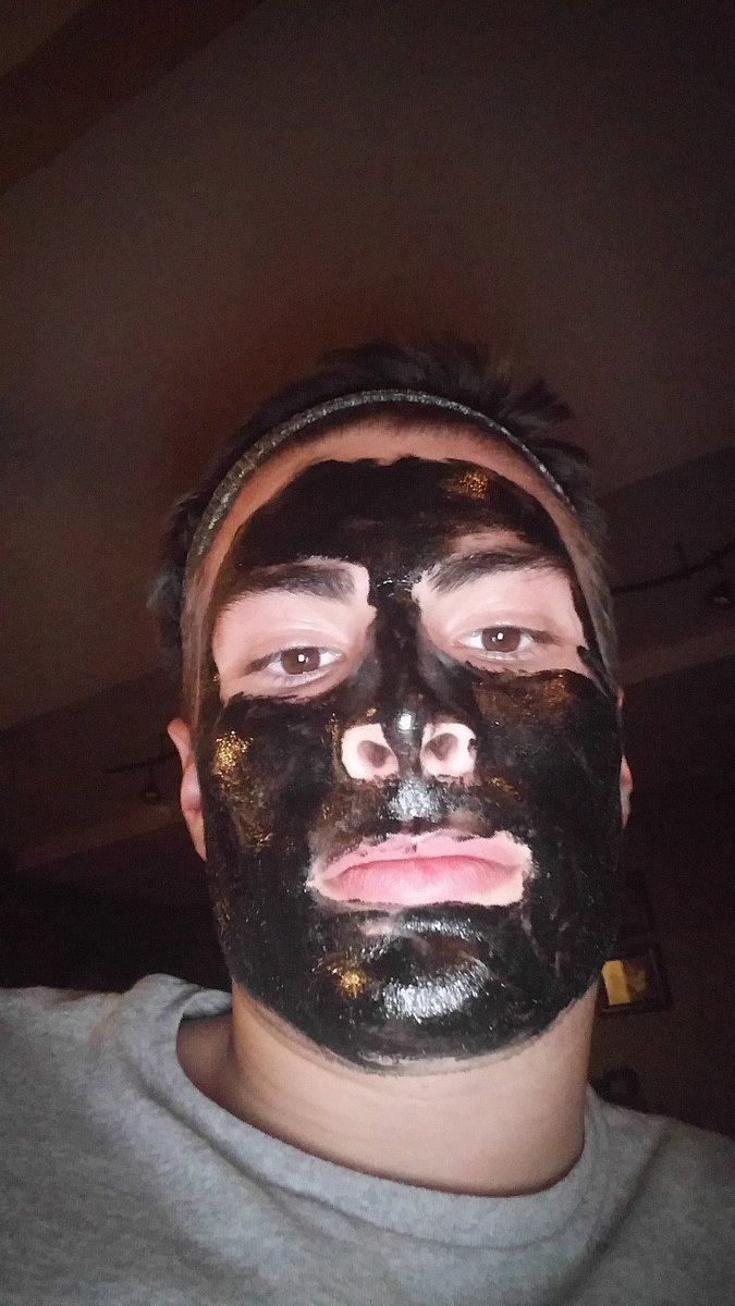 AsapFisher's tweet photo. Hope my face doesn't get ripped off https://t.co/mKrqN1LTsp