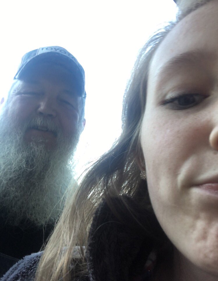 BrittMegannn's tweet photo. @LaurenMarten23 my dad is mountain man https://t.co/Q3bDUsj1eE