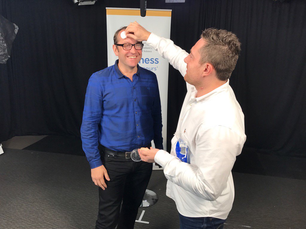 ewanroi's tweet photo. Getting ready for the first social media for business webinar #ep https://t.co/mdDtrlcCYM