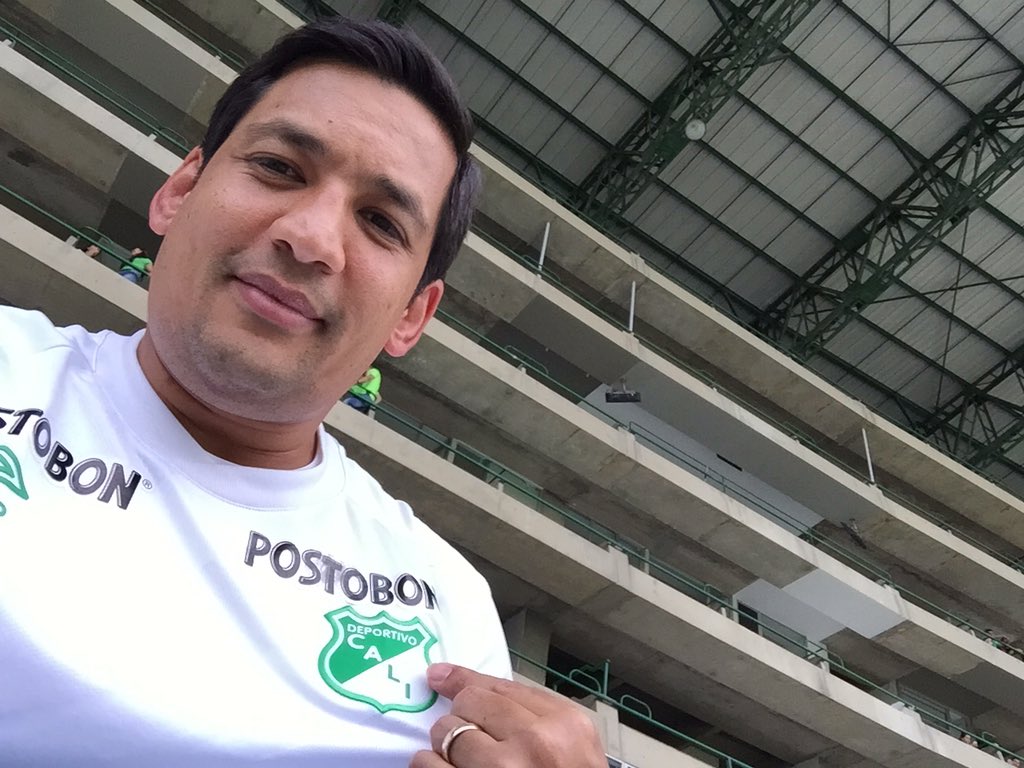 felocifu's tweet photo. #estoyencasa @asodeporcali VAMOS CALI💪🏽💪🏽💪🏽 sos mi vida, mi pasión!!!⚽️💚 Te banco a muerte👍🏽 https://t.co/xwzh4sb07k