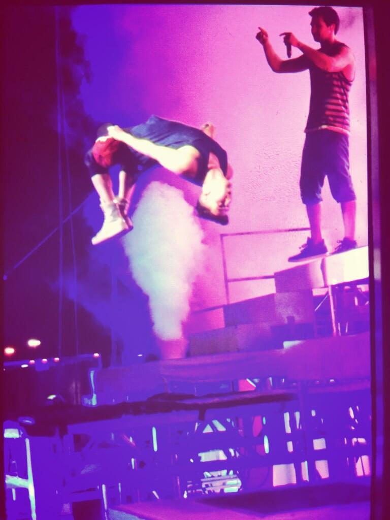 RushersLATAM's tweet photo. "El piso es sacar un nuevo álbum"

#LoganTNTS #Sleepwalker https://t.co/79juAt6WiI