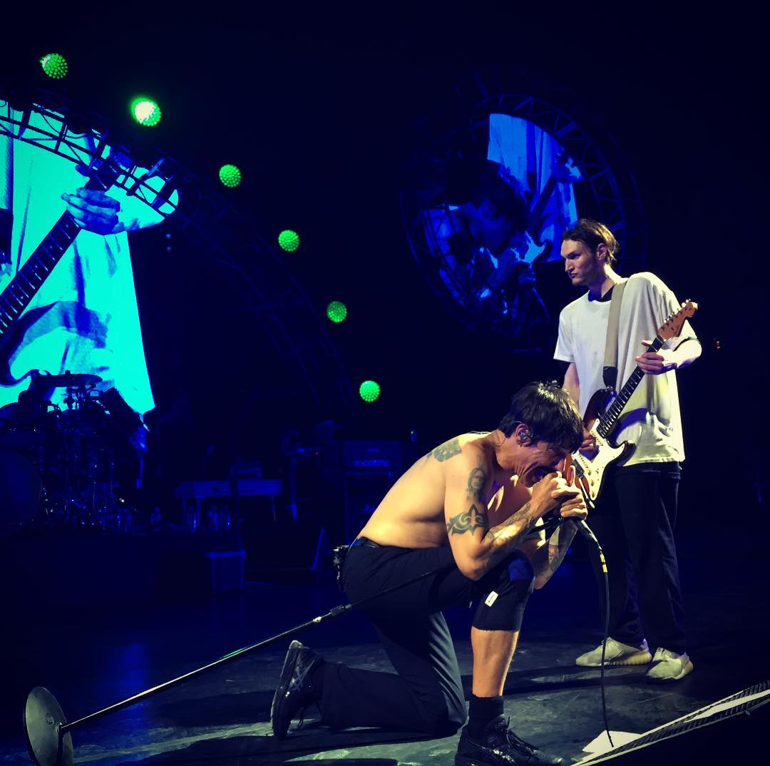 Red Hot Chili Peppers tweet media
