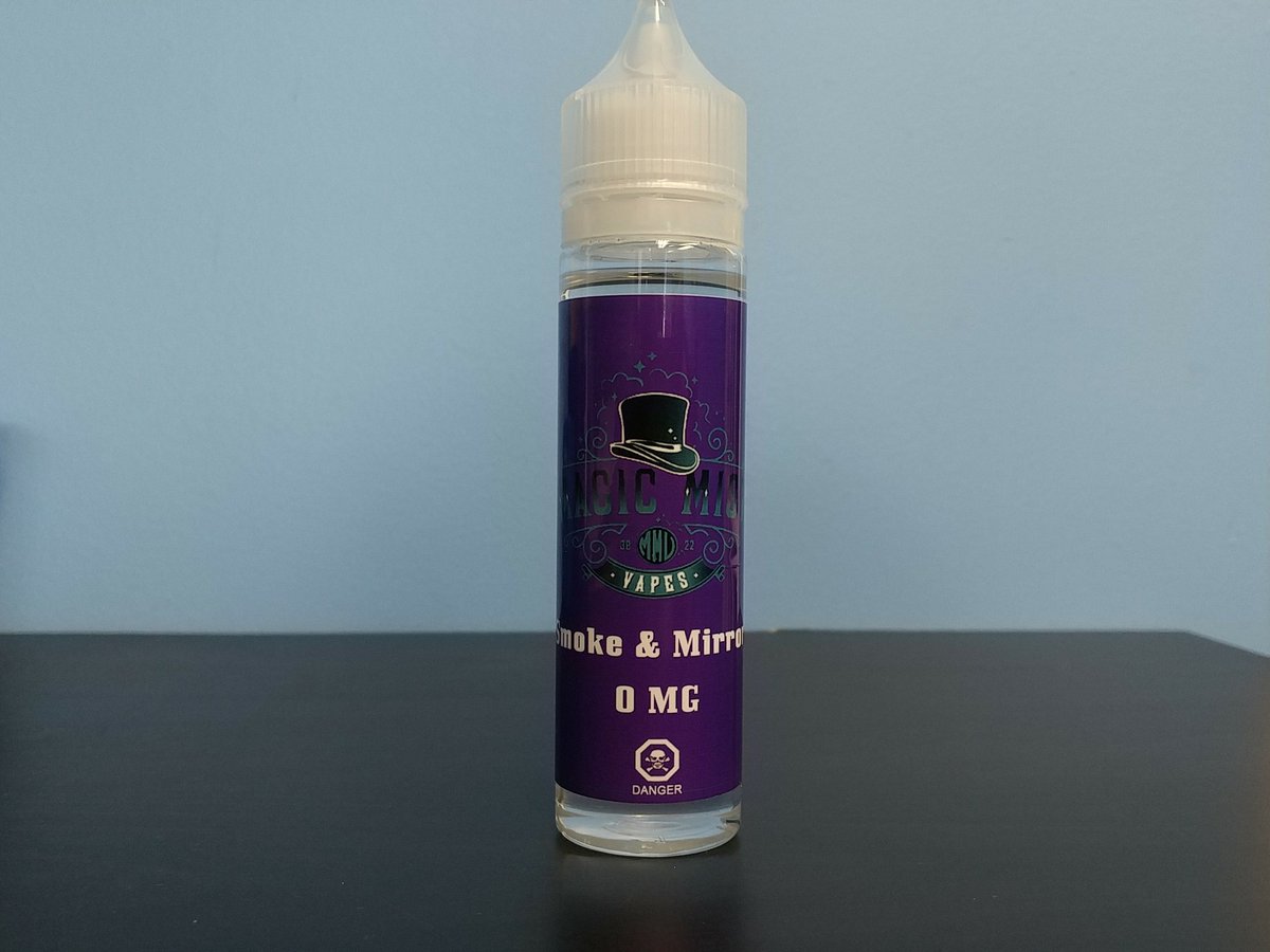 MMVapes's tweet image. Come check out Smoke and Mirrors, it's a magical blend of strawberry, blueberry and pear with a dash of mint!