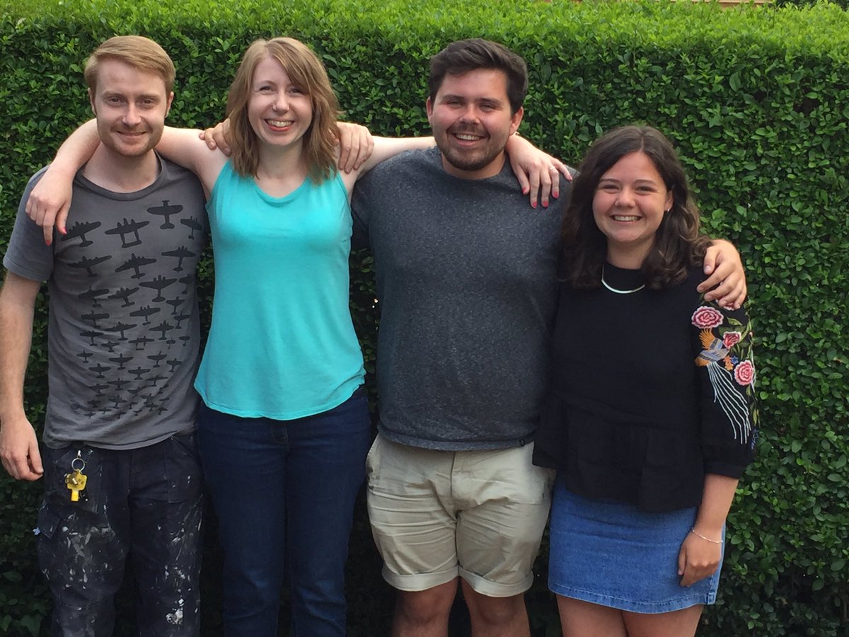 amandapetersen2's tweet photo. @ben_petersen17, @Bethjpetersen,
@meryl_elliman and #DanBates 9 years apart: #cousins https://t.co/AF0vEIwepy