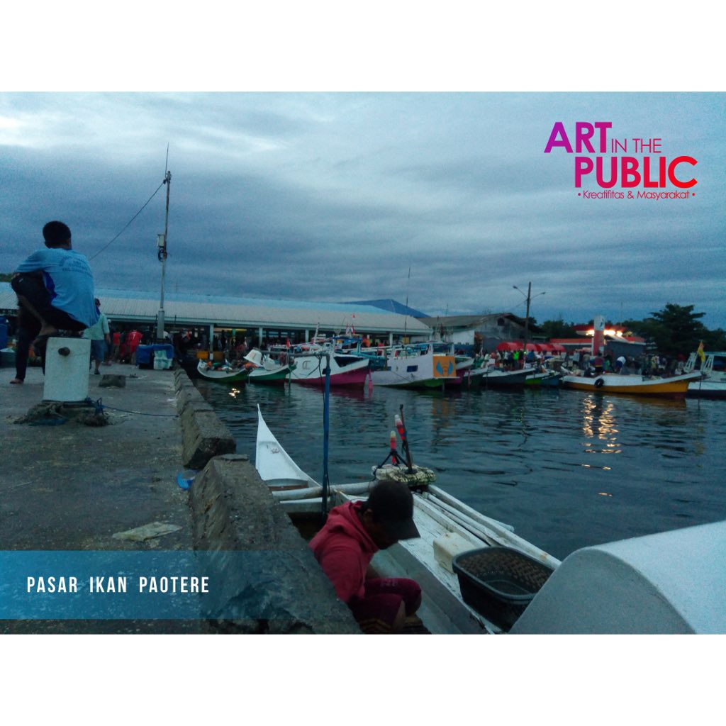 Dermaga menjadi tempat aktivitas sehari-hariku, juga sumber ekonomi bagi ku. Dermaga adalah lapangan kerja bagiku!
#artinthepublic