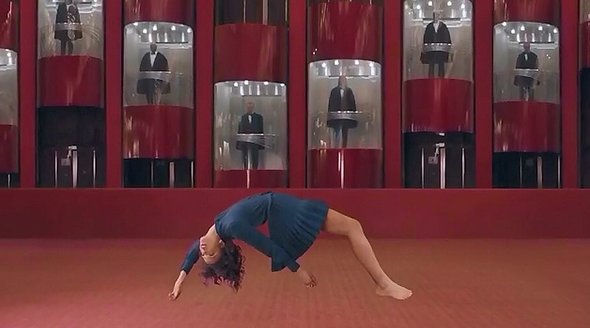 The lovely 💞 <a href="/HannahDonker/">Hannah Donker</a> in the "Secrets" music video by <a href="/theweeknd/">Abel Tesfaye</a> 
#lamodels #lamodelswomen #TheWeekend