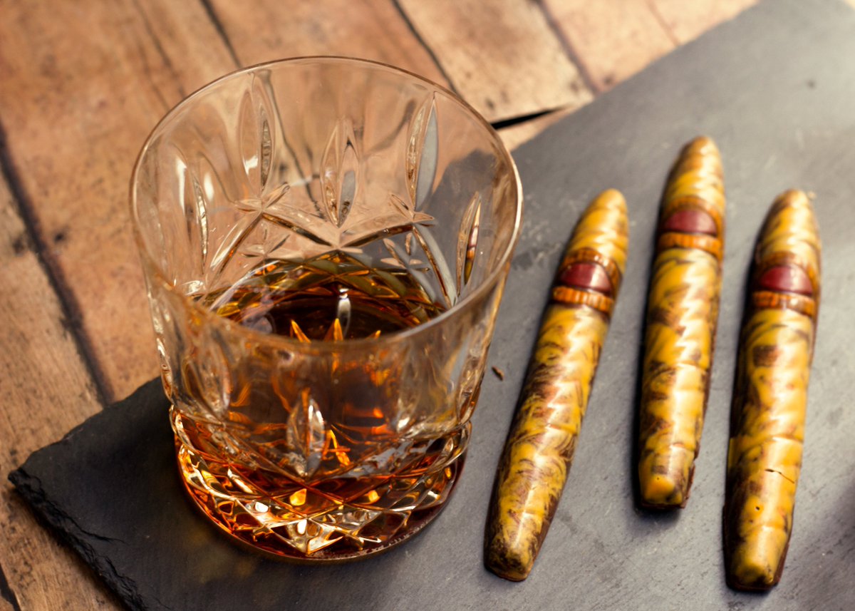<a href="/Diplomatico/">#diplomatico Toronto</a> &amp; <a href="/tachechocolate/">Tache Chocolate</a>'s rum-infused cigars will make any #DiploDaddy happy on #FathersDay onmogul.com/stories/the-ul… via <a href="/onMogul/">Mogul</a>