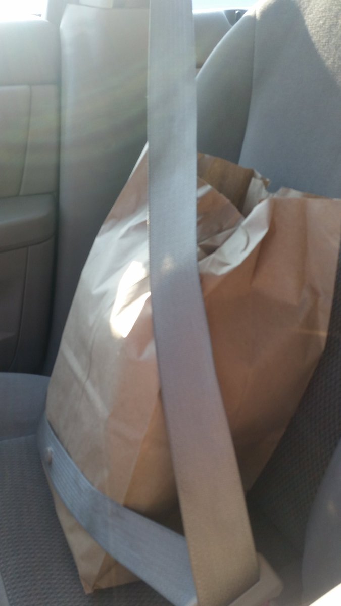 amfullmer70's tweet photo. Priorities man 😂😂😂 @ food https://t.co/wDDi65VgYJ