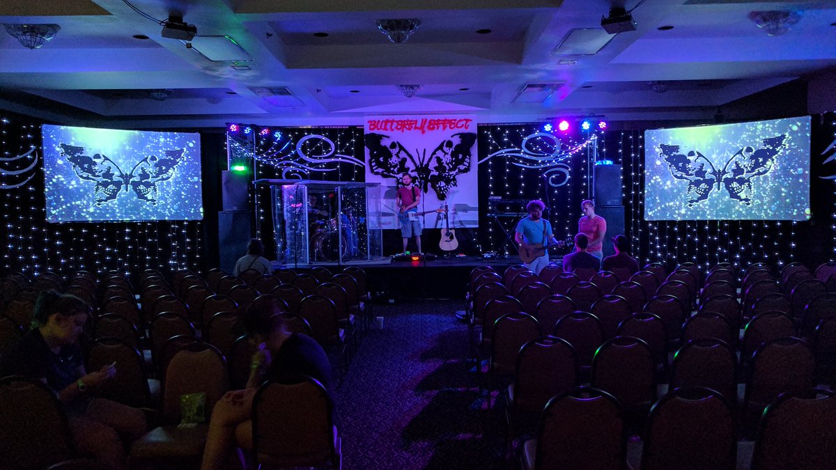 kennysnow's tweet photo. Great job #DYC2017 setup crew! Thank you for your hard work and willingness to serve! https://t.co/zOpbi36EjJ