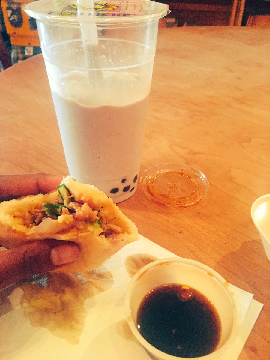 IamSolVida's tweet photo. Finally, I made it here!!! #Denverbucketlist #Lollicup and I never knew they have such bomb dumplings https://t.co/AYopS7LQZd