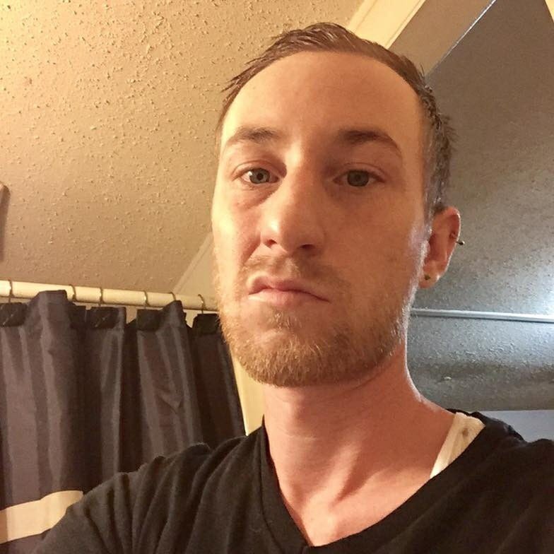 sweetascream99's tweet photo. Why do you want gentleman for you girl let me introduce you to the real "Piper" my name is Brandon! Terrible picture https://t.co/quhhEkN2gs