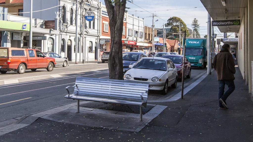 CaulfieldLeader's tweet photo. Obscure local law allowing public drinking turning Carlisle St into hotbed of anti-social behaviour, residents say

https://t.co/n0oXTR3zqN https://t.co/eLguqHMKwD