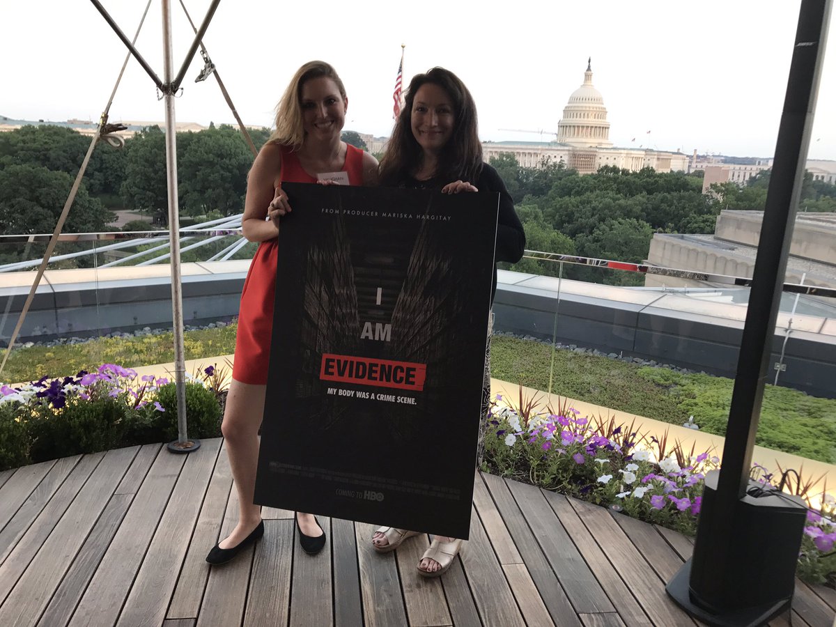IAMEVIDENCEmov's tweet photo. An inspiring, informative & transformational 2 days @AFIDOCS Impact Lab for social action docs. @ENDTHEBACKLOG @NBCUImpact #afidocsimpact https://t.co/Hs8Jb1AWPC