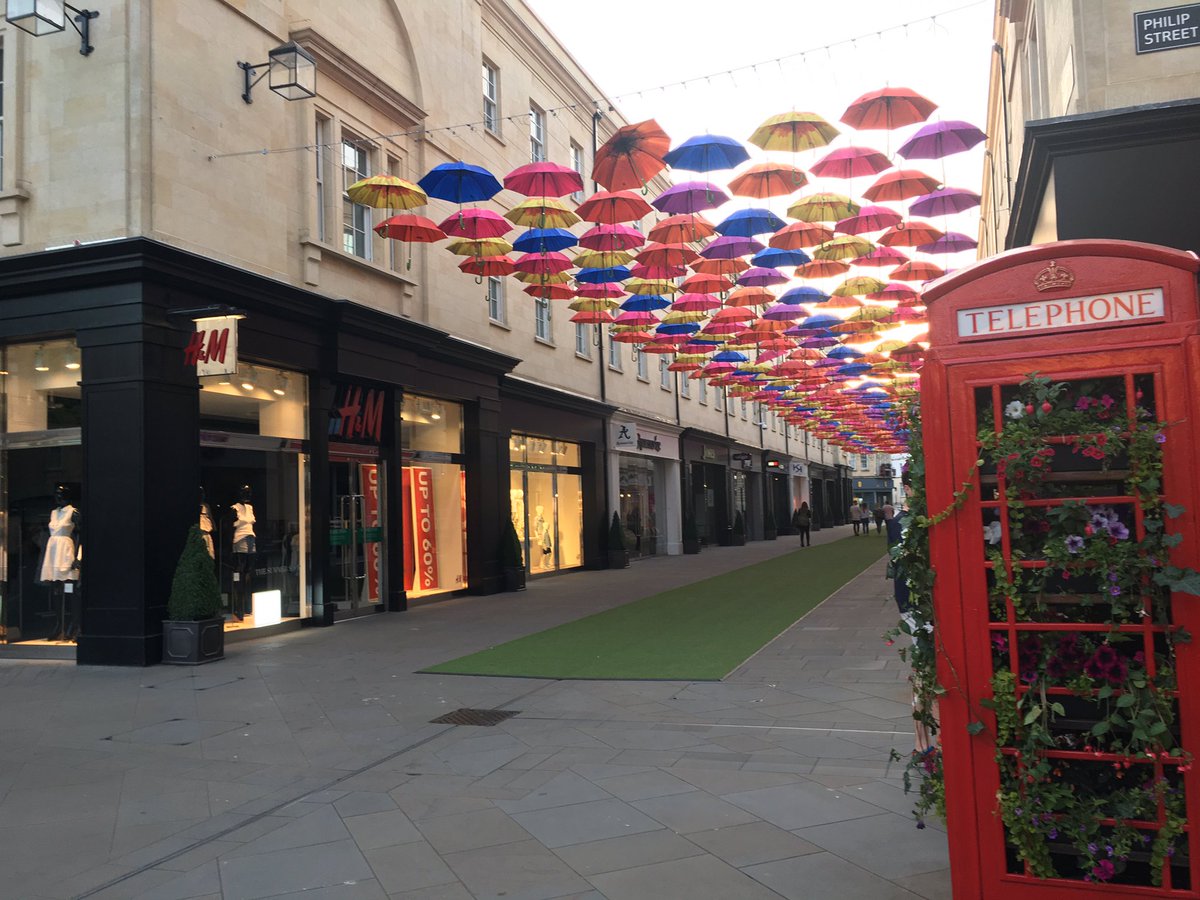 #Bath #summer #colour